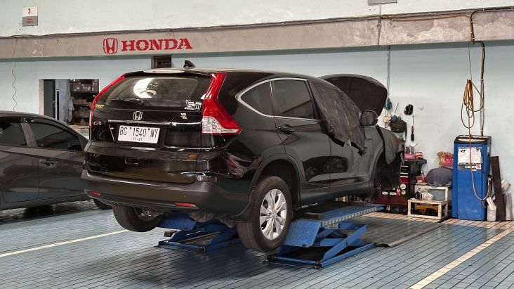 Kepentingan Mengganti Minyak Rem Secara Berkala: Melindungi Performa kemudian Keselamatan Berkendara