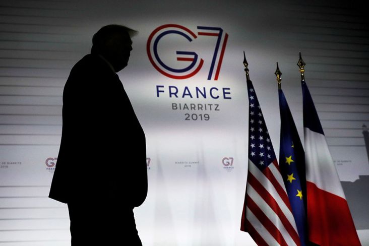 Trump Ingin Rusia Kembali ke G8, Pertanda Apa?