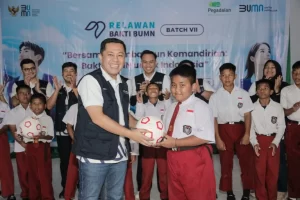 Relawan Bakti BUMN Diselenggarakan di dalam Pulau Derawan