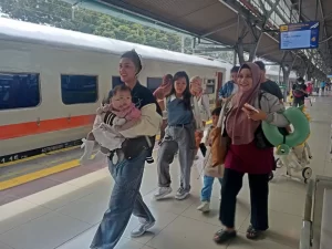 KAI Layani 29,17 Juta Pelanggan Selama Masa Angkutan Lebaran 2025