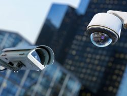 CCTV Pak Lurah Sadang Kudus Rekam Bocah Mirip Tuyul Berjalan-jalan di Depan Rumah