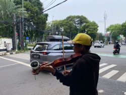 Pengamen Biola Jakarta: Jalanan Jadi Panggung Kreatif