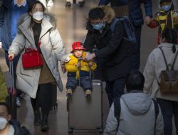 Upaya Tiongkok Tingkatkan Populasi: Pajak Kondom hingga Tanya Siklus Haid