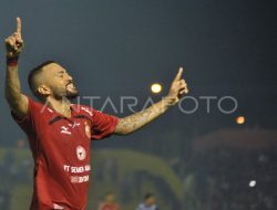 Klasemen Arema FC Melonjak Usai Kalahkan Semen Padang 3-0