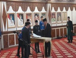 13 Pejabat Eselon III Pemprov Jambi Dilantik, 1 Tak Hadir