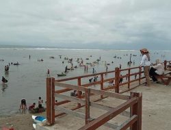 Viral Dugaan Pungli di Pantai Sayang Heulang Garut, Ini Tarif Resmi Disbudpar