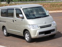 Delapan Penumpang, Harga Mobil Bekas Daihatsu Gran Max 2017