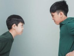 Dua Remaja Gorontalo Viral Saat Bertarung di Tanah, Perekam Dikritik