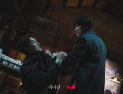 Tiga Tangan Kanan Kim Terungkap di Akhir Siren’s Kiss, Setia?
