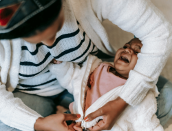 5 Cara Menghadapi Toddler yang Marah, Ibu Tetap Tenang