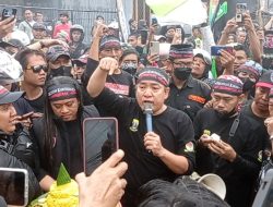 Dedi Mulyadi Tantang Netizen yang Mengkritik Jalan Rusak di Jawa Barat