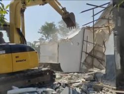 Fakta Rumah di Pati Dihancurkan Alat Berat Usai Bercerai