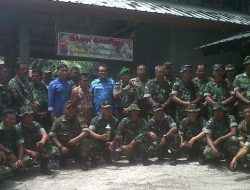 RT RW dan Warga Makkio Baji Makassar Diajarkan Mengolah Sampah Jadi Pupuk